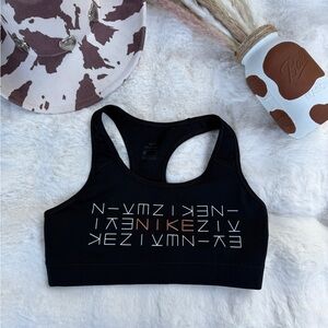 Nike Women's Black Sports Bra Medium